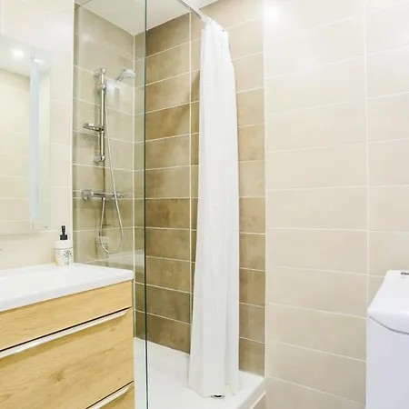 Beau T2 Dans Avec Piscine Apartamento