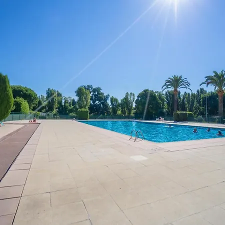 Beau T2 Dans Avec Piscine Apartamento Mandelieu